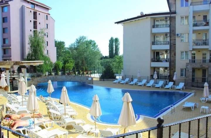 Sunny Beach Hills Apartment - Private Экстерьер фото
